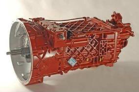IVECO Getriebe EuroTrakker Cursor mit Servopumpe ZF  Typ: 16S181 